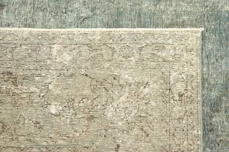 Detail image of 9' 5 x 16' 10 Hand Knotted Vintage Royal Persian Wool Rug