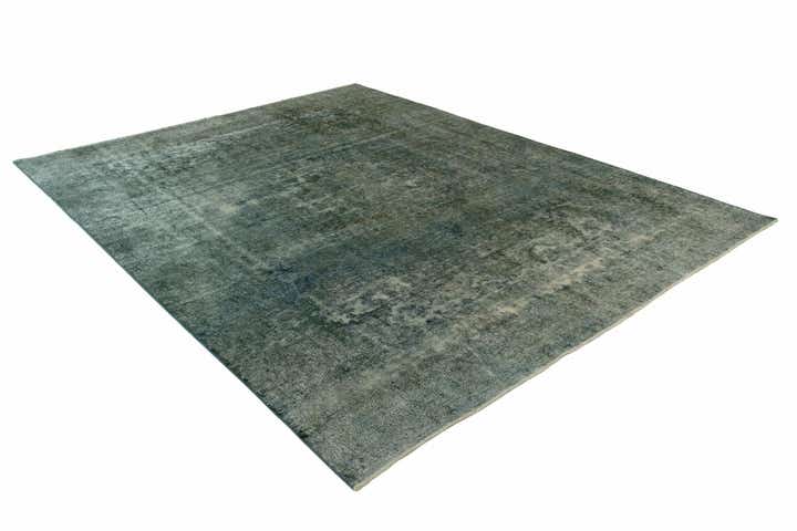 7' 11 x 10' 6 Vintage Royal Wool Rug