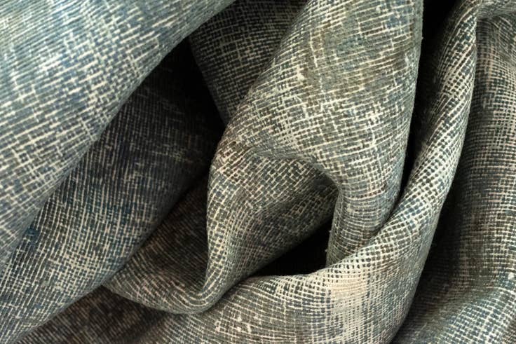 Detail image of 7' 11 x 10' 6 Vintage Royal Wool Rug