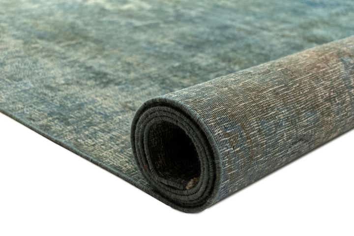 7' 11 x 10' 6 Vintage Royal Wool Rug