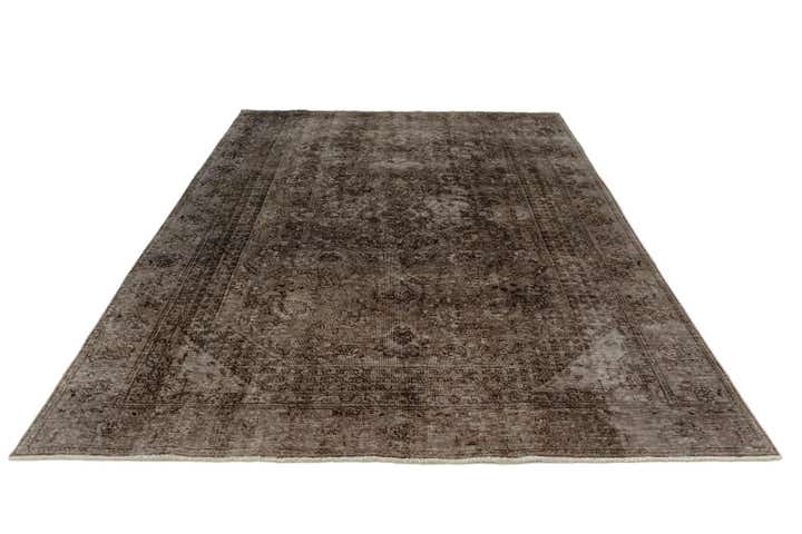 6' 4 x 9' 9 Vintage Royal Wool Rug