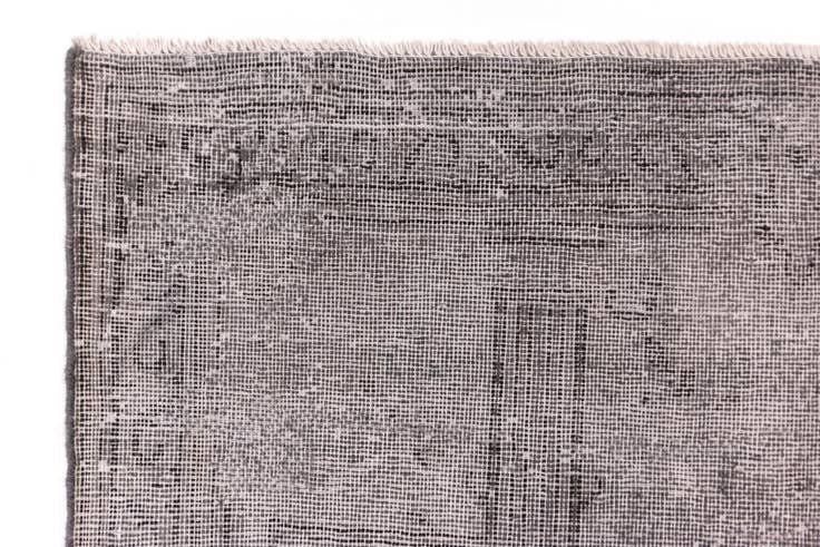 Detail image of 9' 6 x 13' 7 Vintage Royal Wool Rug