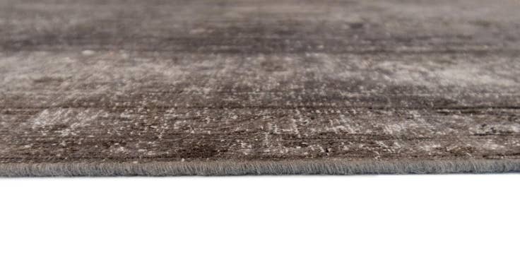 Detail image of 9' 9 x 13' 5 Vintage Royal Wool Rug