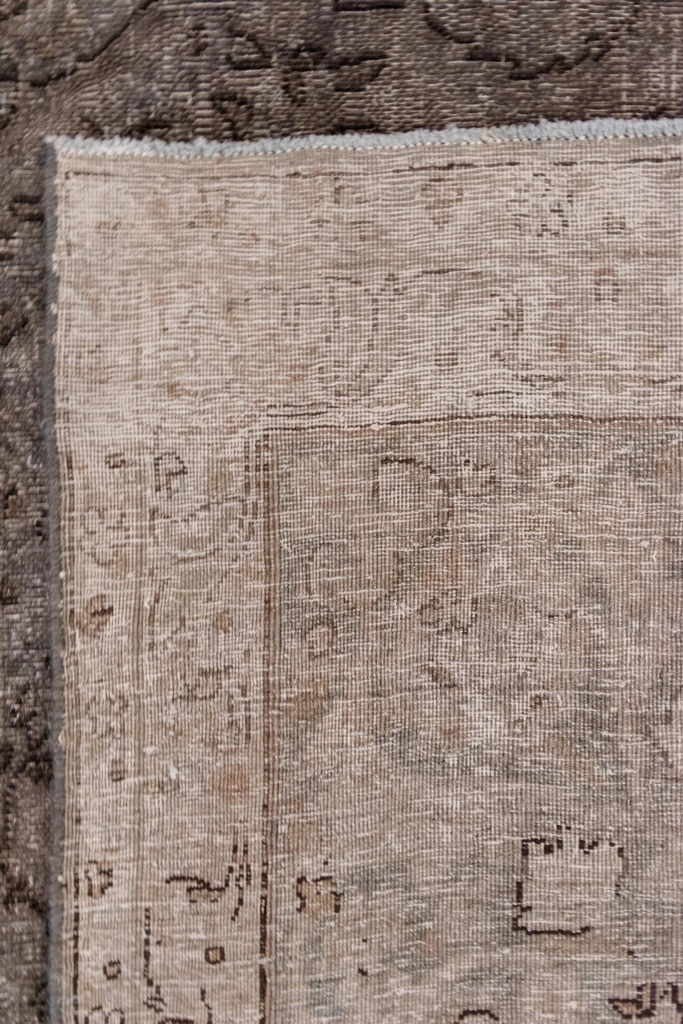 9' 9 x 13' 5 Vintage Royal Wool Rug