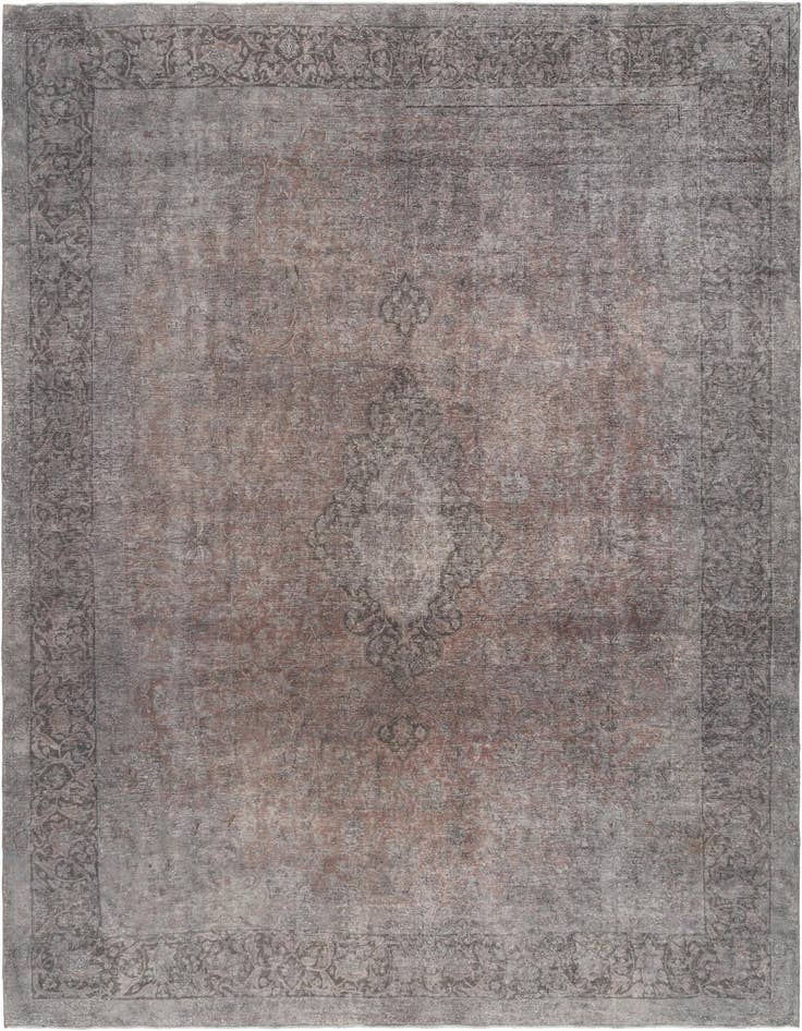 Detail image of 9' 4 x 13' 3 Vintage Royal Wool Rug