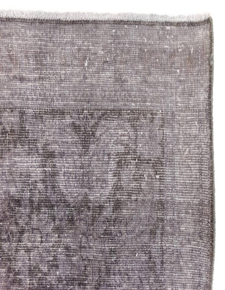 Detail image of 9' 7 x 13' 7 Vintage Royal Wool Rug