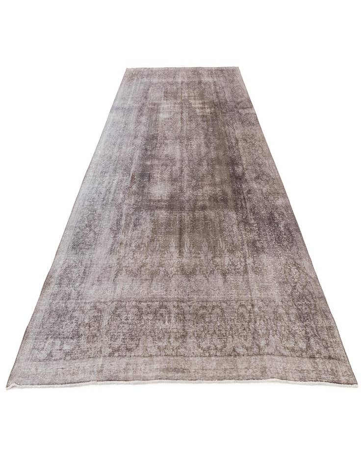 Detail image of 9' 7 x 13' 7 Vintage Royal Wool Rug