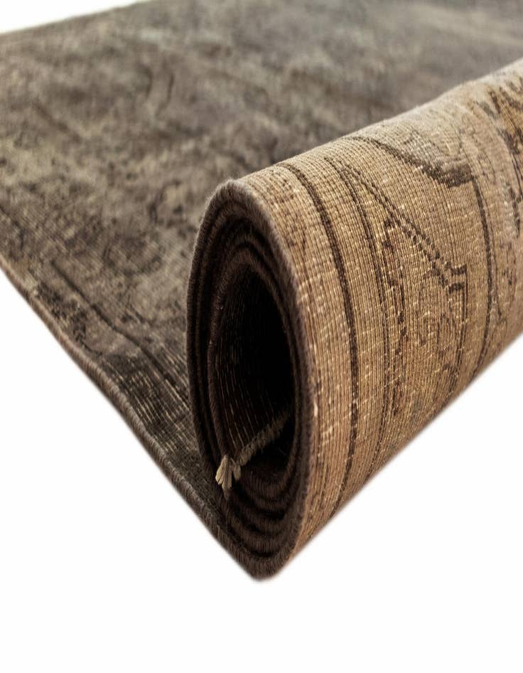 Detail image of 8' 5 x 10' 10 Vintage Royal Wool Rug