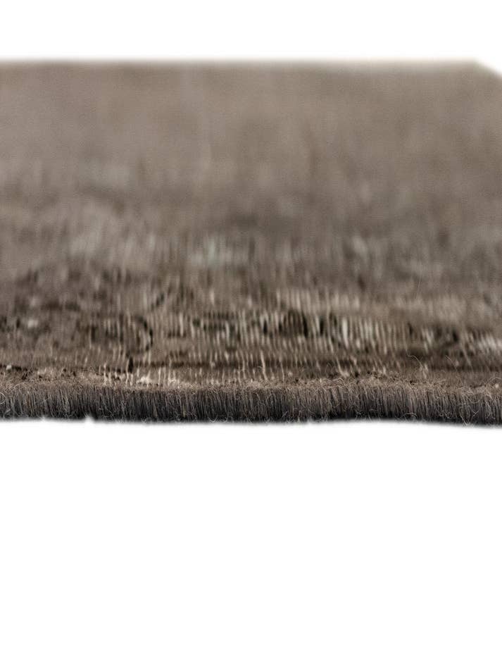 Detail image of 8' 5 x 10' 10 Vintage Royal Wool Rug