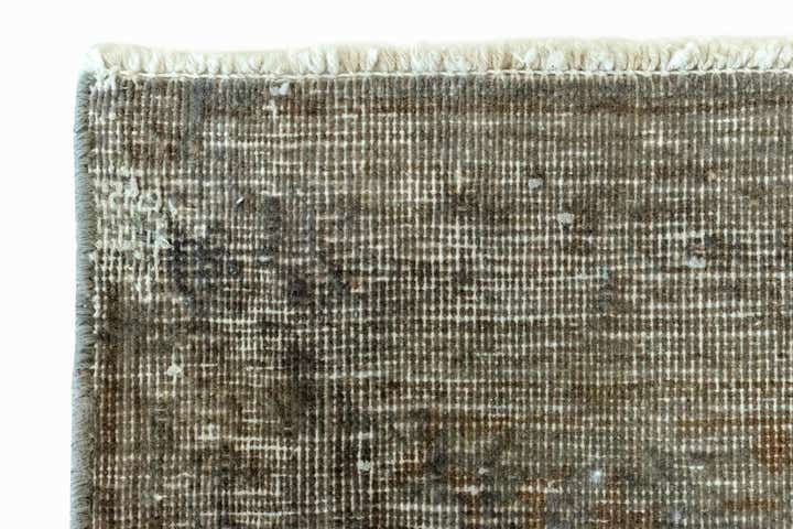 6' 8 x 10' 2 Vintage Royal Wool Rug