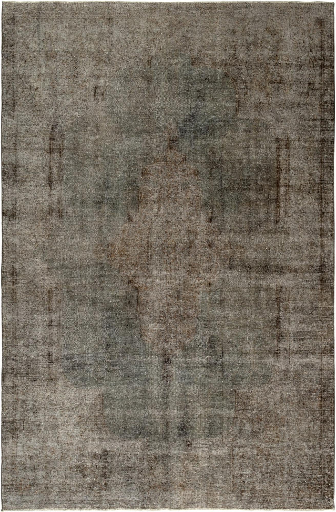 6' 8 x 10' 2 Vintage Royal Wool Rug