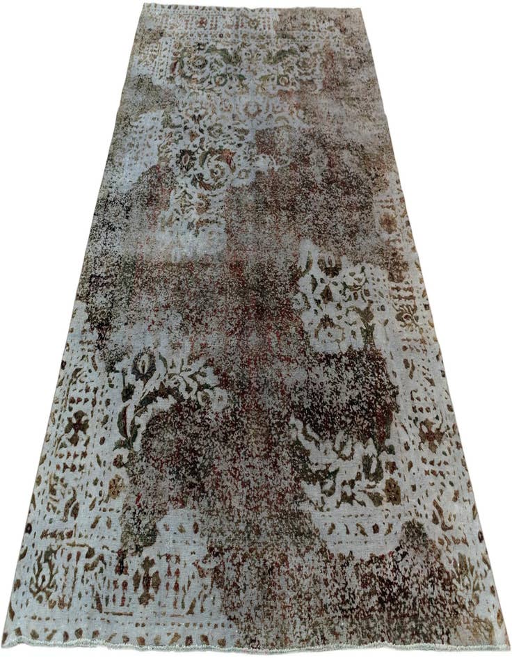 Detail image of 6' 3 x 9' 8 Vintage Royal Wool Rug