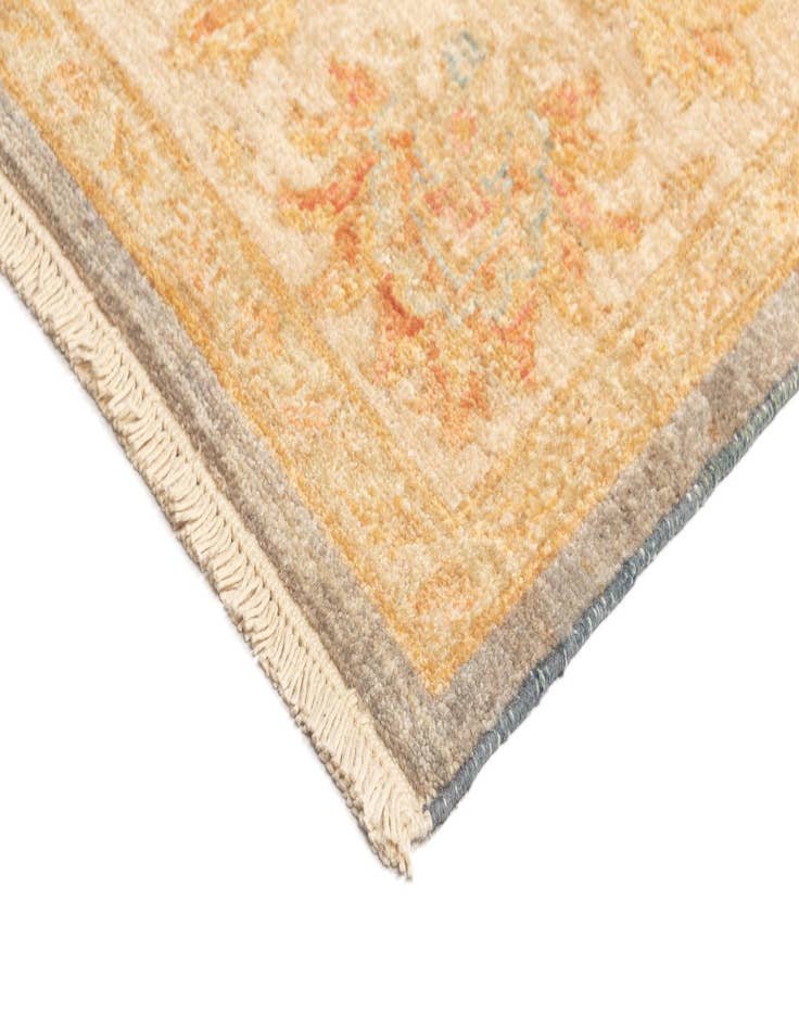 Detail image of 6' 6 x 10' Ziegler Wool Rug