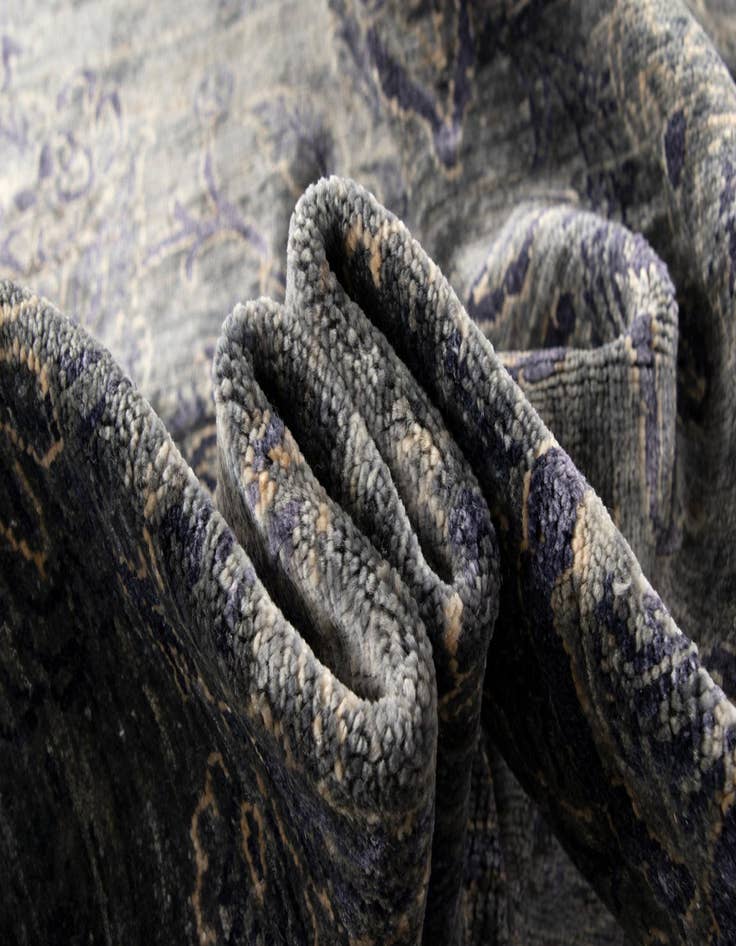 Detail image of 7' 10 x 9' 11 Ziegler Wool Rug