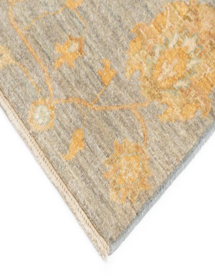 Detail image of 8' 1 x 9' 11 Ziegler Wool Rug