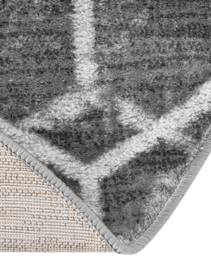 Detail image of 3' 3 x 3' 3 Lattice Trellis Round Rug