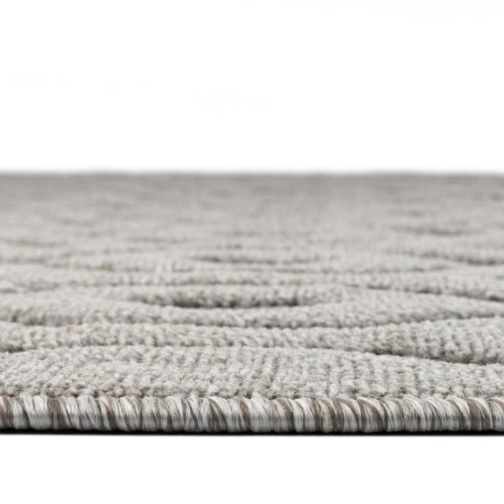 Detail image of 4' x 4' Easy-Clean Trellis Textured Indoor / Outdoor Round Rug