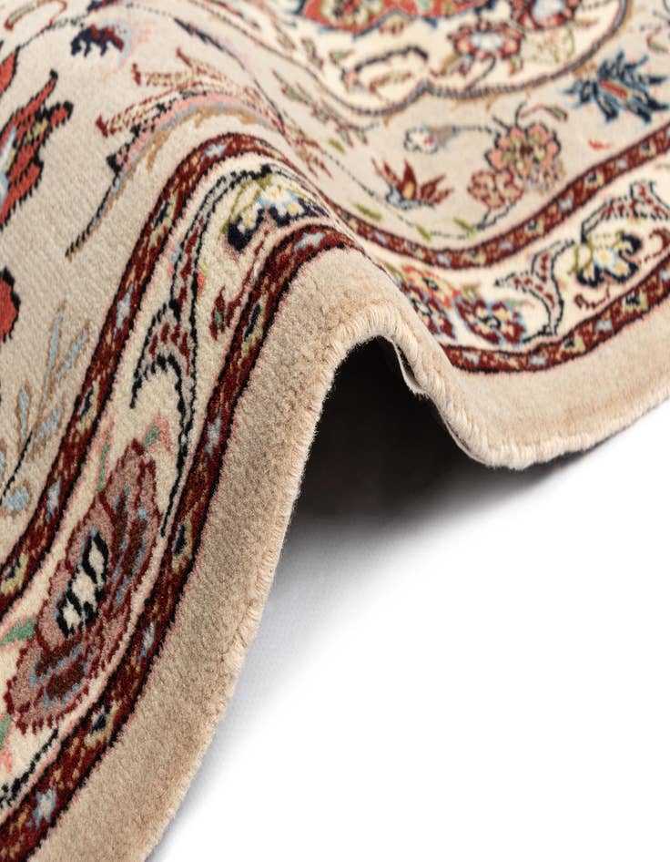 Detail image of 2' 5 x 7' 7 Tabriz Wool Runner Rug