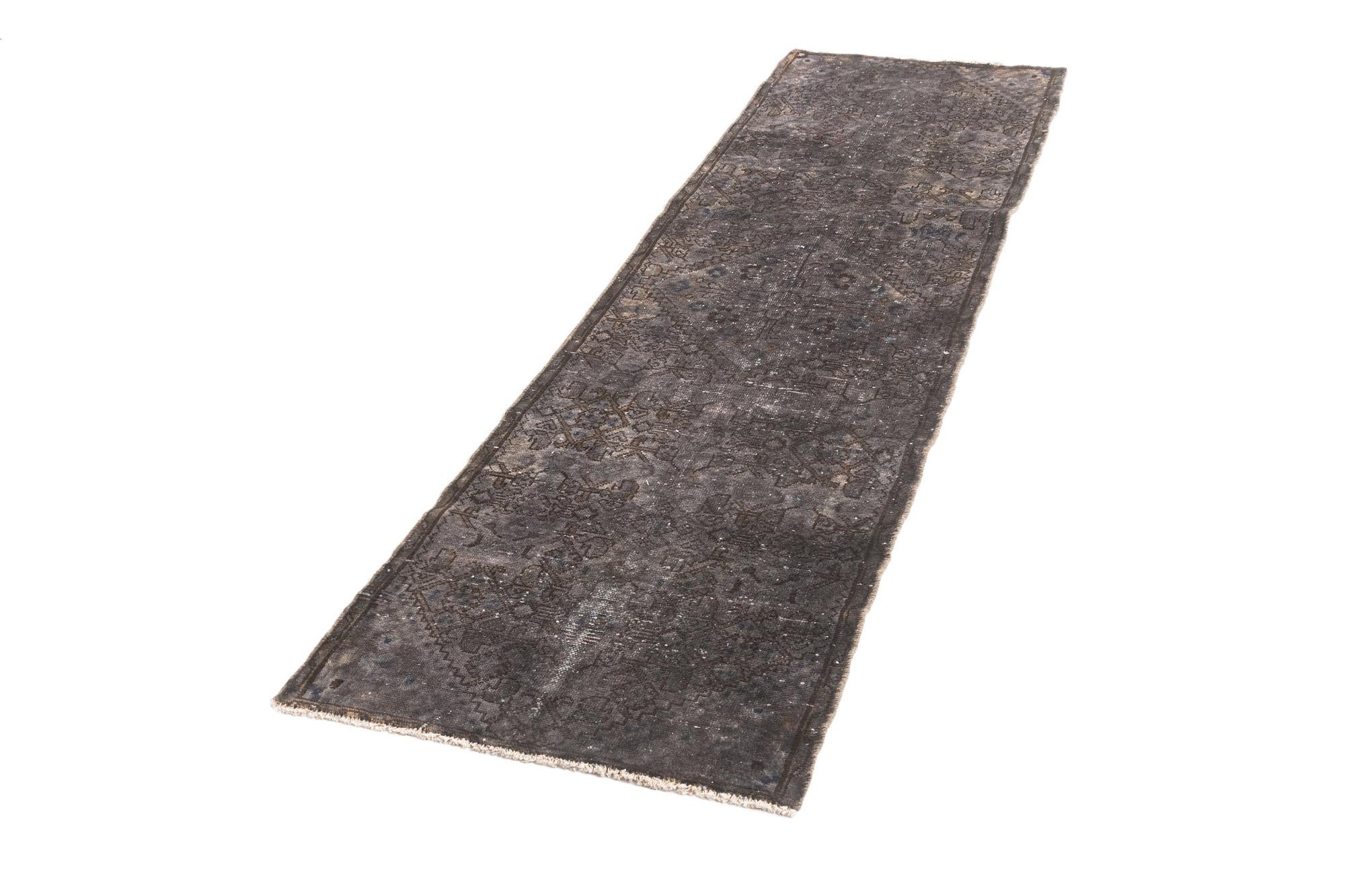 2' 6 x 8' 9 Vintage Runner Rug