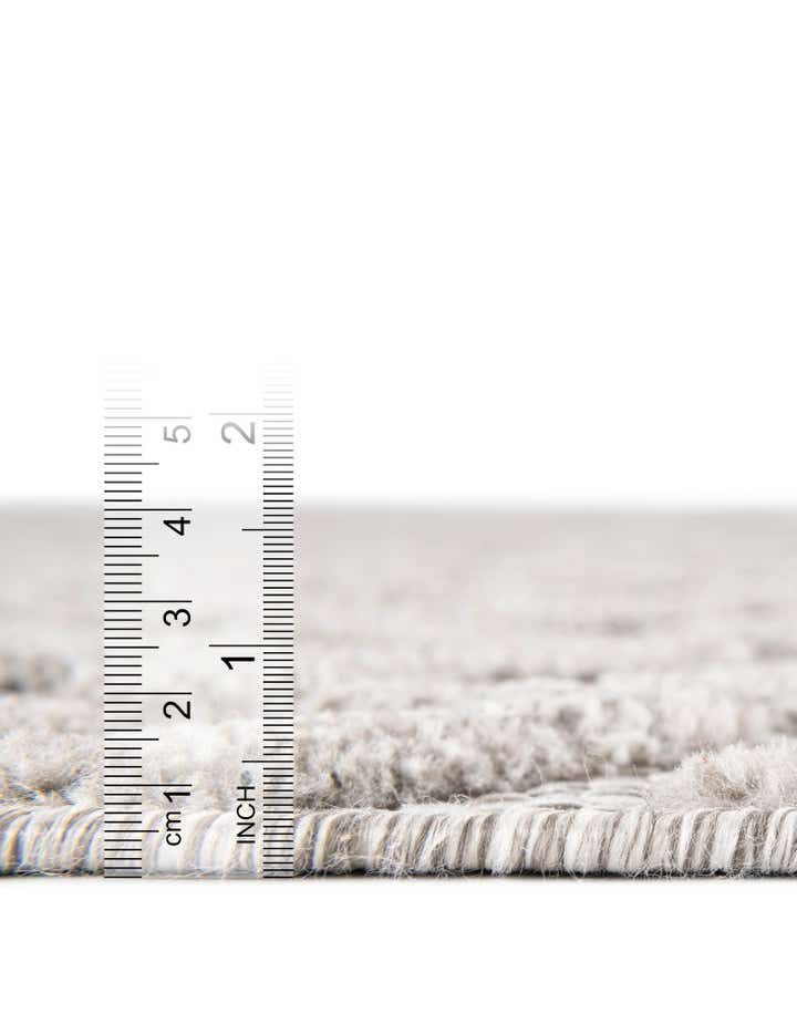 7' 10 x 7' 10 Easy-Clean Trellis Textured Indoor / Outdoor Square Rug