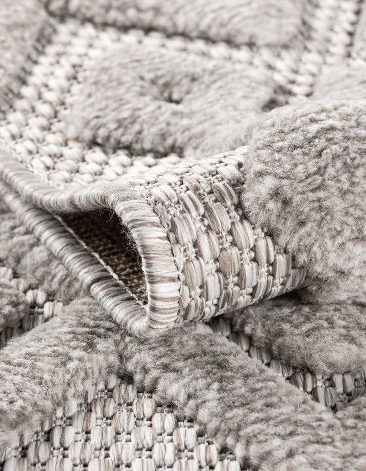 Detail image of 7' 10 x 7' 10 Easy-Clean Trellis Textured Indoor / Outdoor Square Rug