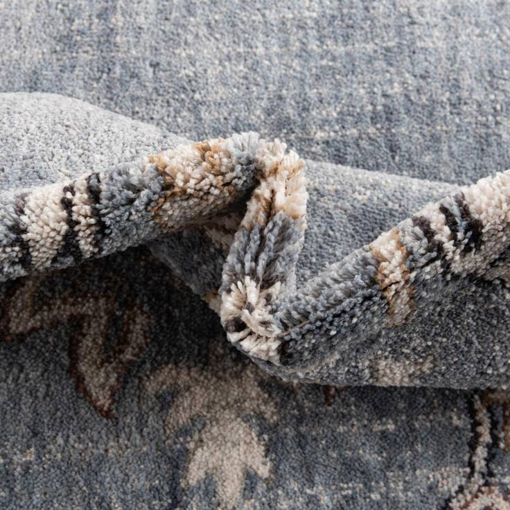 Detail image of 10' x 13' Eco Traditional Rug