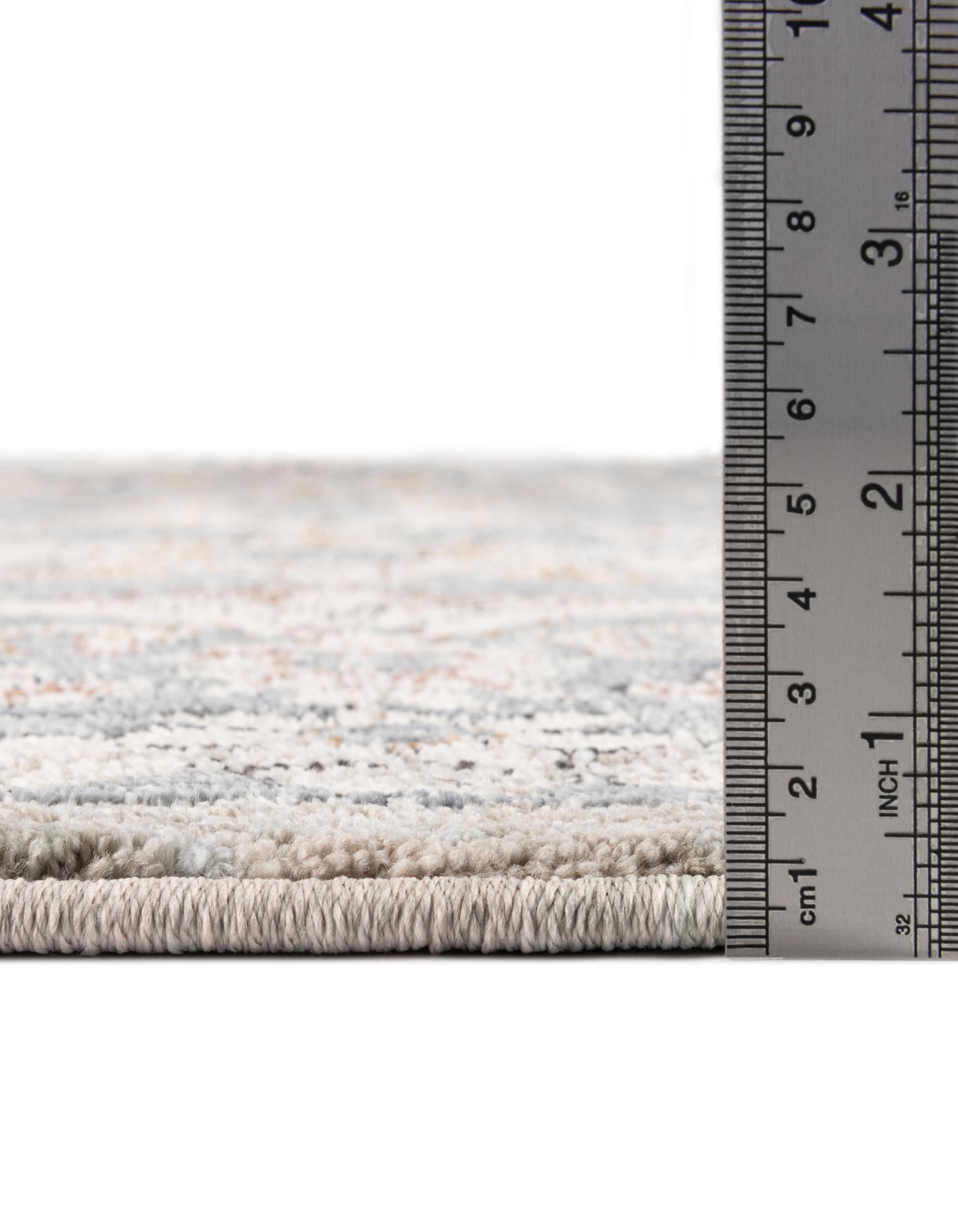 3' 3 x 3' 3 Eco Traditional Round Rug
