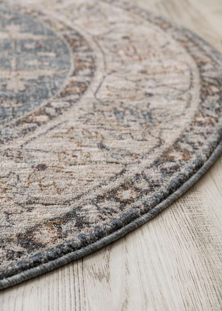 5' 3 x 5' 3 Eco Traditional Round Rug