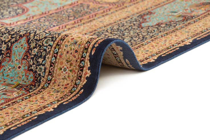 Detail image of 6' 4 x 9' 11 Ghom Design Rug