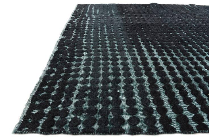 Detail image of 6' 7 x 10' 3 Hand Knotted Darya Wool Rug