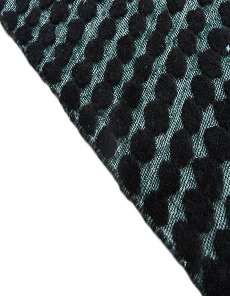 Detail image of 6' 7 x 10' 3 Hand Knotted Darya Wool Rug