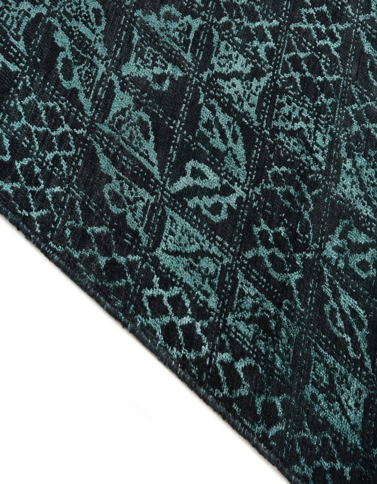 Detail image of 6' x 9'  Hand Knotted Darya Wool Rug