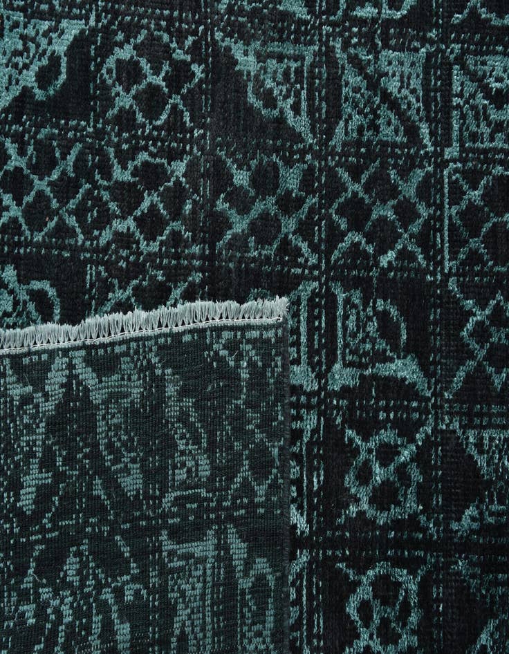 Detail image of 6' x 9'  Hand Knotted Darya Wool Rug