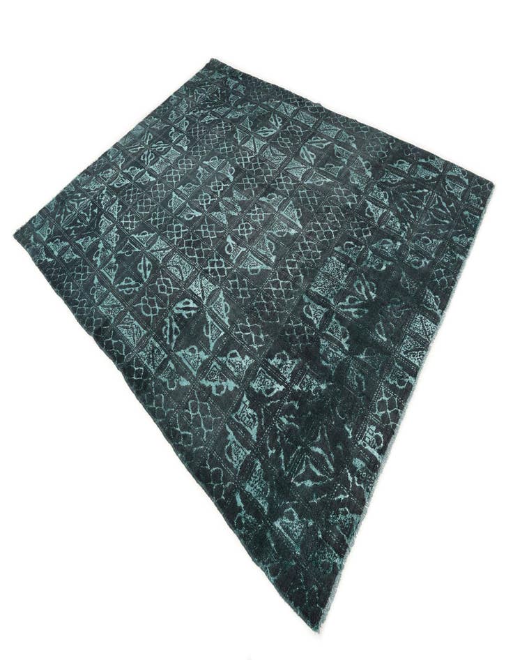 Detail image of 8' x 10' Hand Knotted Darya Wool Rug