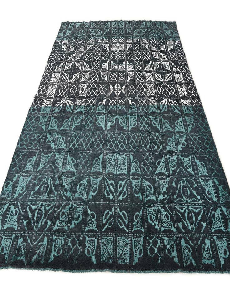 Detail image of 7' 8 x 10' 2 Hand Knotted Darya Rug