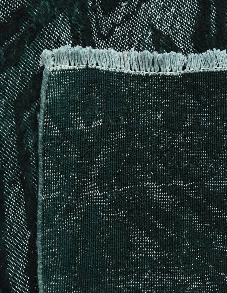 Detail image of 8' 9 x 12' 2 Hand Knotted Darya Wool Rug