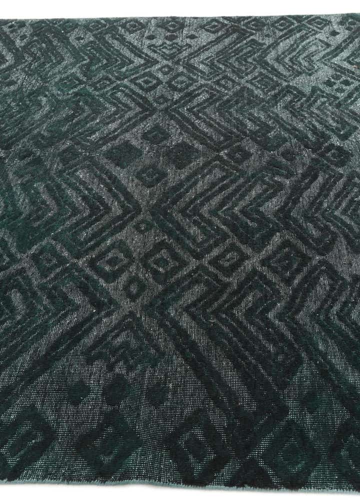 8' x 10' 4 Hand Knotted Darya Wool Rug
