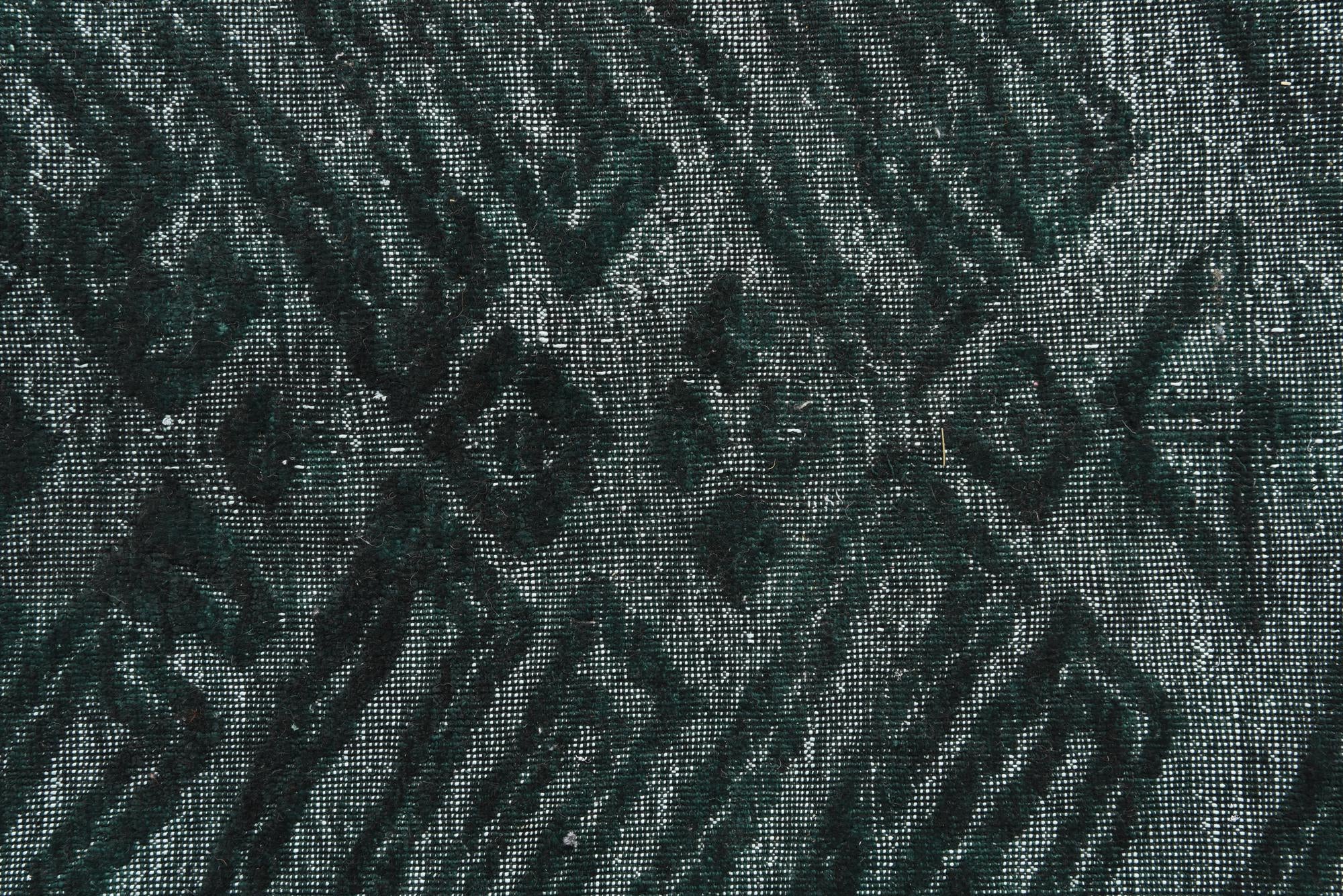 8' x 10' 4 Hand Knotted Darya Wool Rug