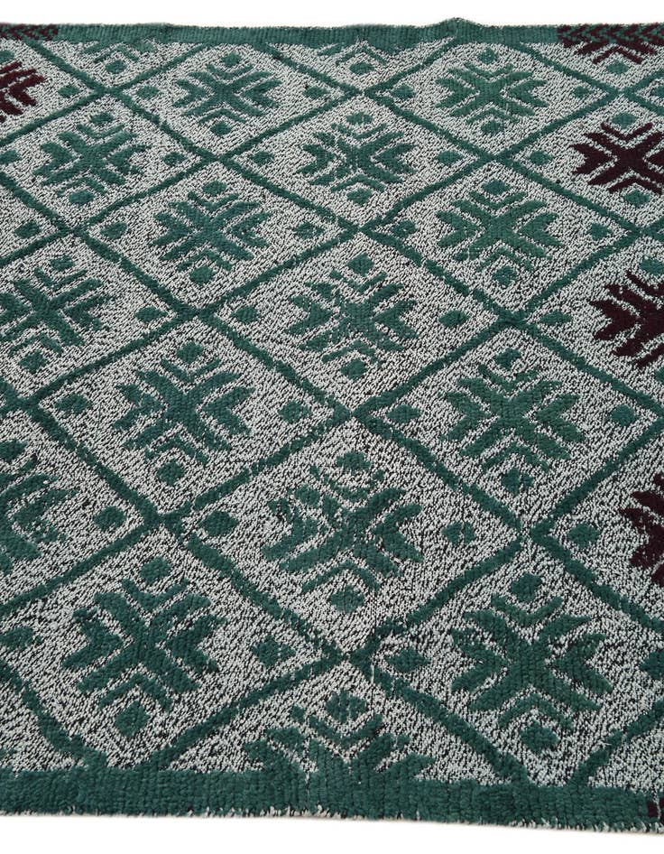 Detail image of 4' 11 x 7'  Hand Knotted Darya Wool Rug