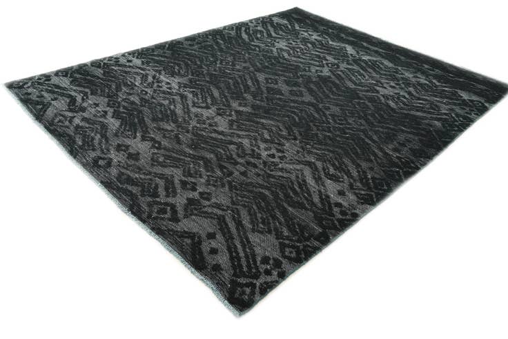 Detail image of 7' 9 x 10' 2 Hand Knotted Darya Wool Rug