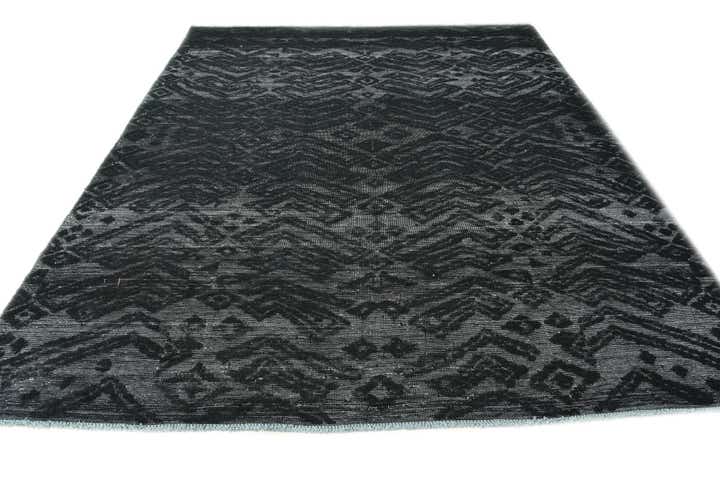 7' 9 x 10' 2 Hand Knotted Darya Wool Rug