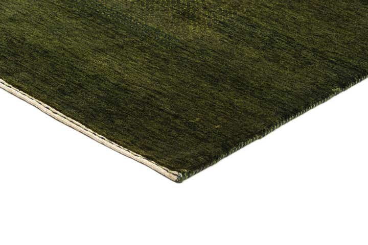 5' x 7' Hand Knotted Gabbeh Wool Rug