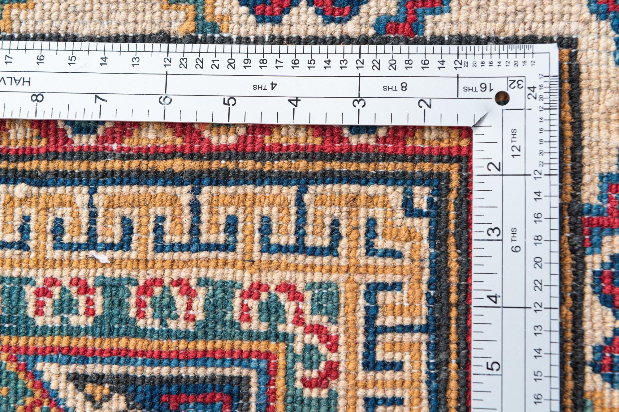 4' x 6' 1 Hand Knotted Kazak Rug