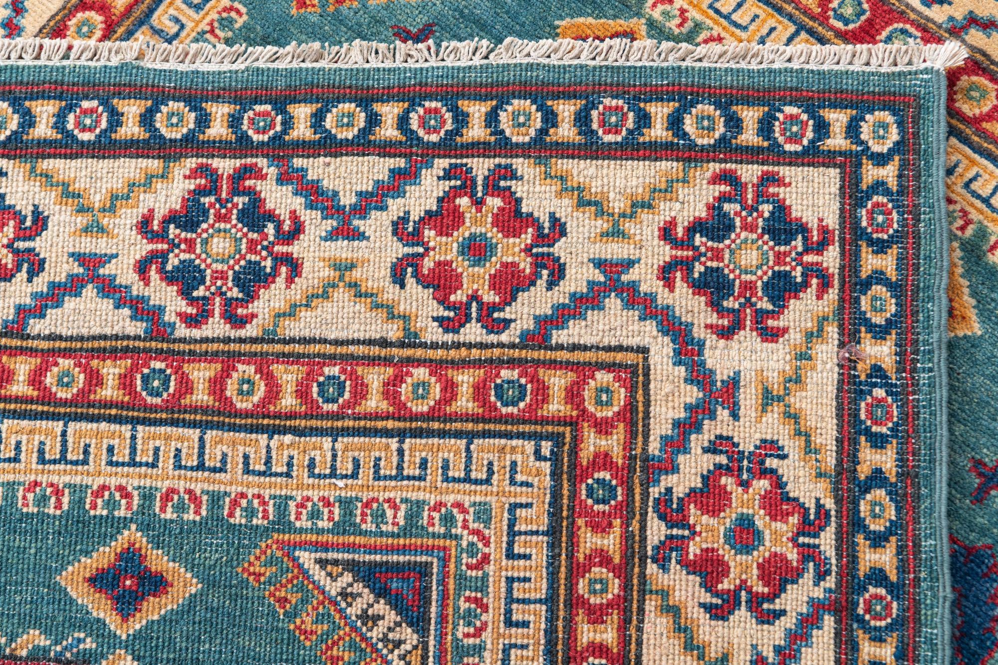 4' x 6' 1 Hand Knotted Kazak Rug