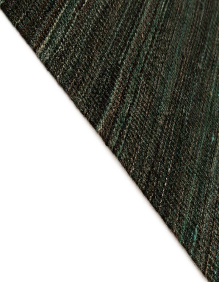 Detail image of 6' 5 x 9' 8  Hand Woven Kilim Modern Wool Rug