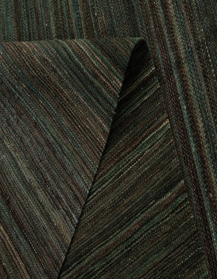 Detail image of 6' 5 x 9' 8  Hand Woven Kilim Modern Wool Rug