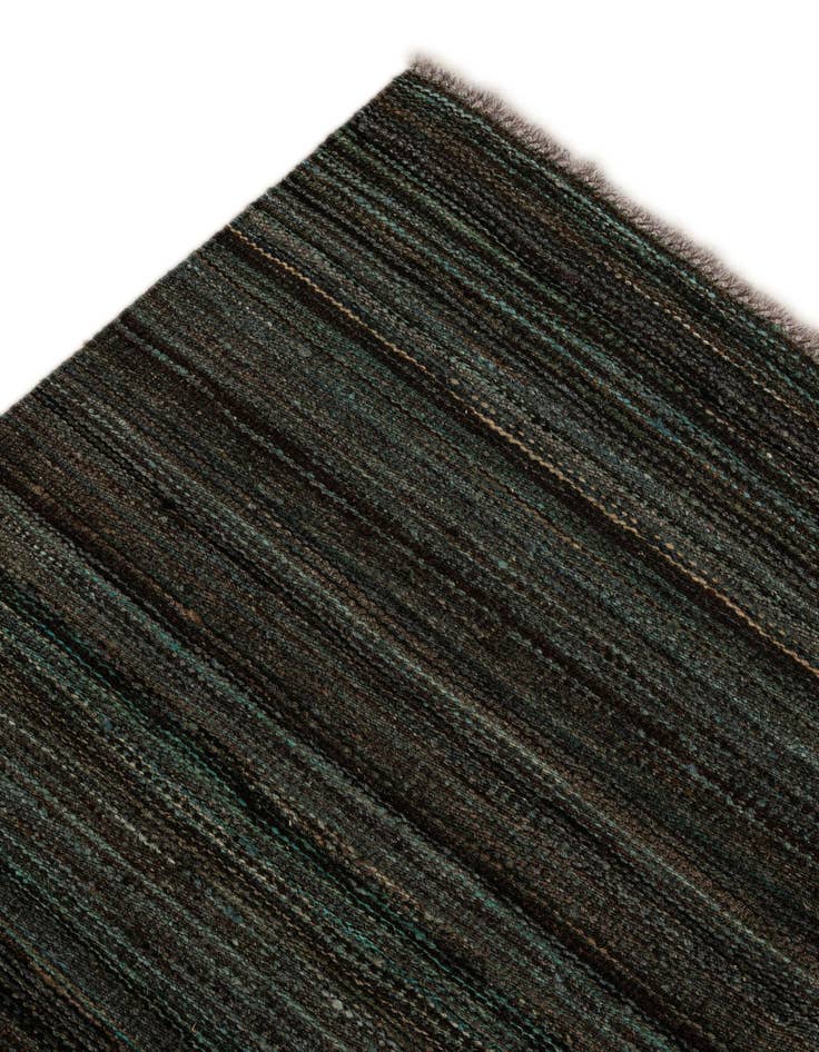 Detail image of 6' 5 x 9' 8  Hand Woven Kilim Modern Wool Rug