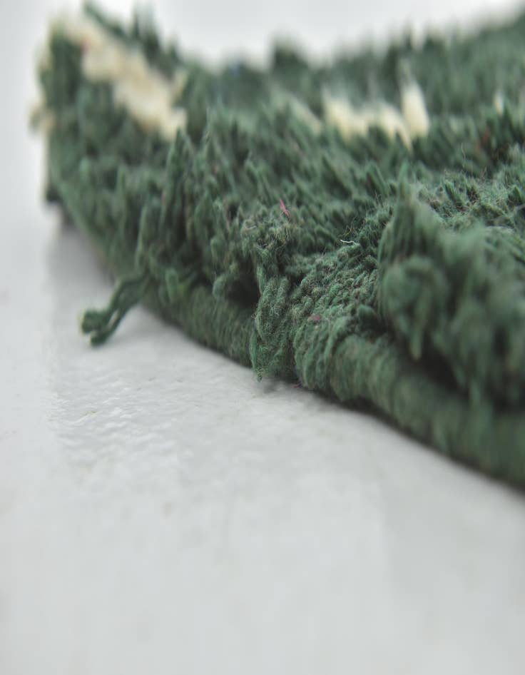 Detail image of 4' 10 x 7' 8 Hand Knotted Moroccan Wool Rug