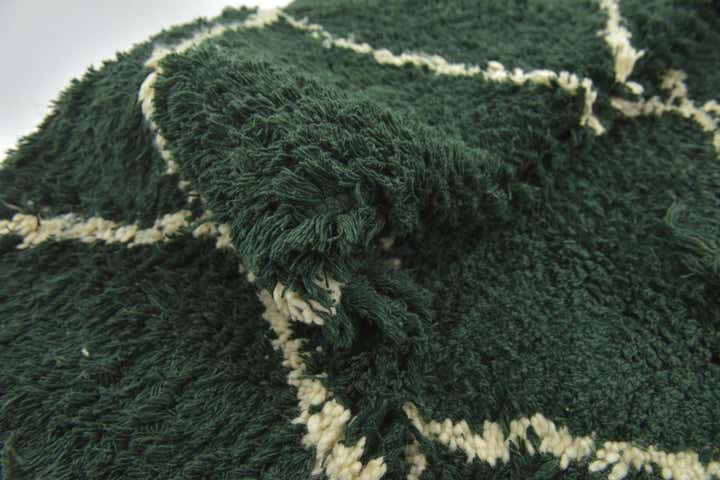 4' 10 x 7' 8 Hand Knotted Moroccan Wool Rug
