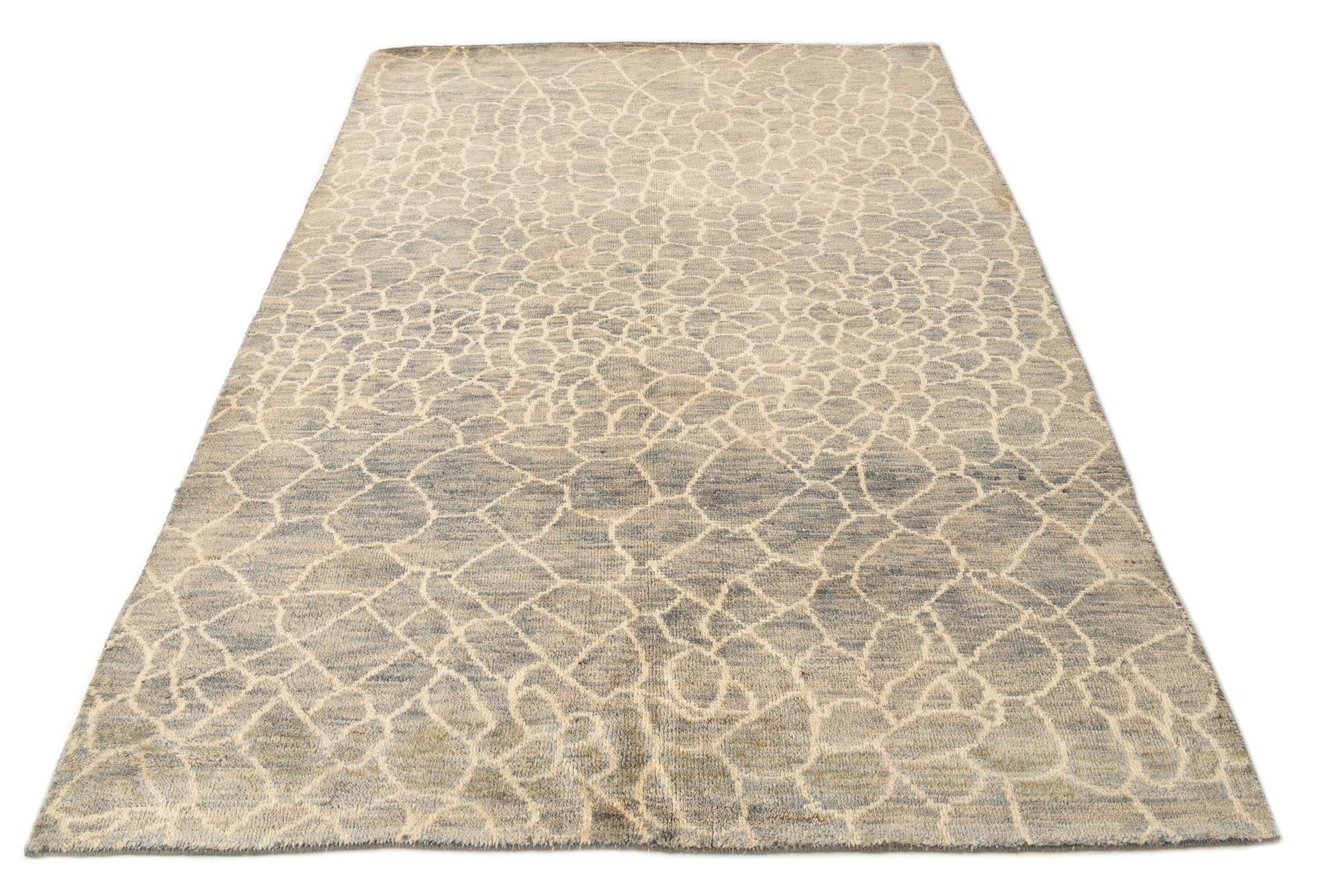 5' 6 x 8' Hand Knotted Moroccan Wool Rug